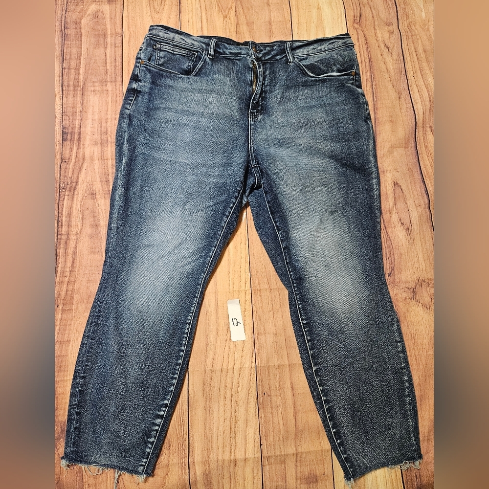 Judy Blue 20w